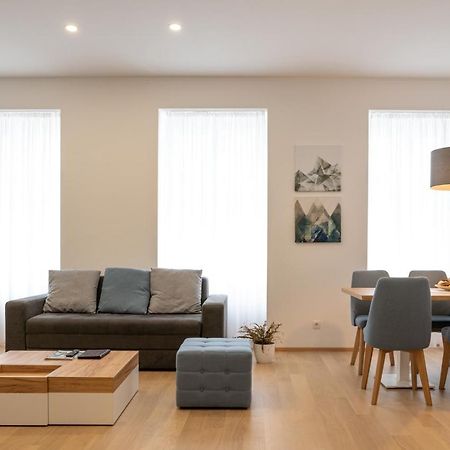 Modern 3 Room Apartment In A Prime Location Wenen Buitenkant foto