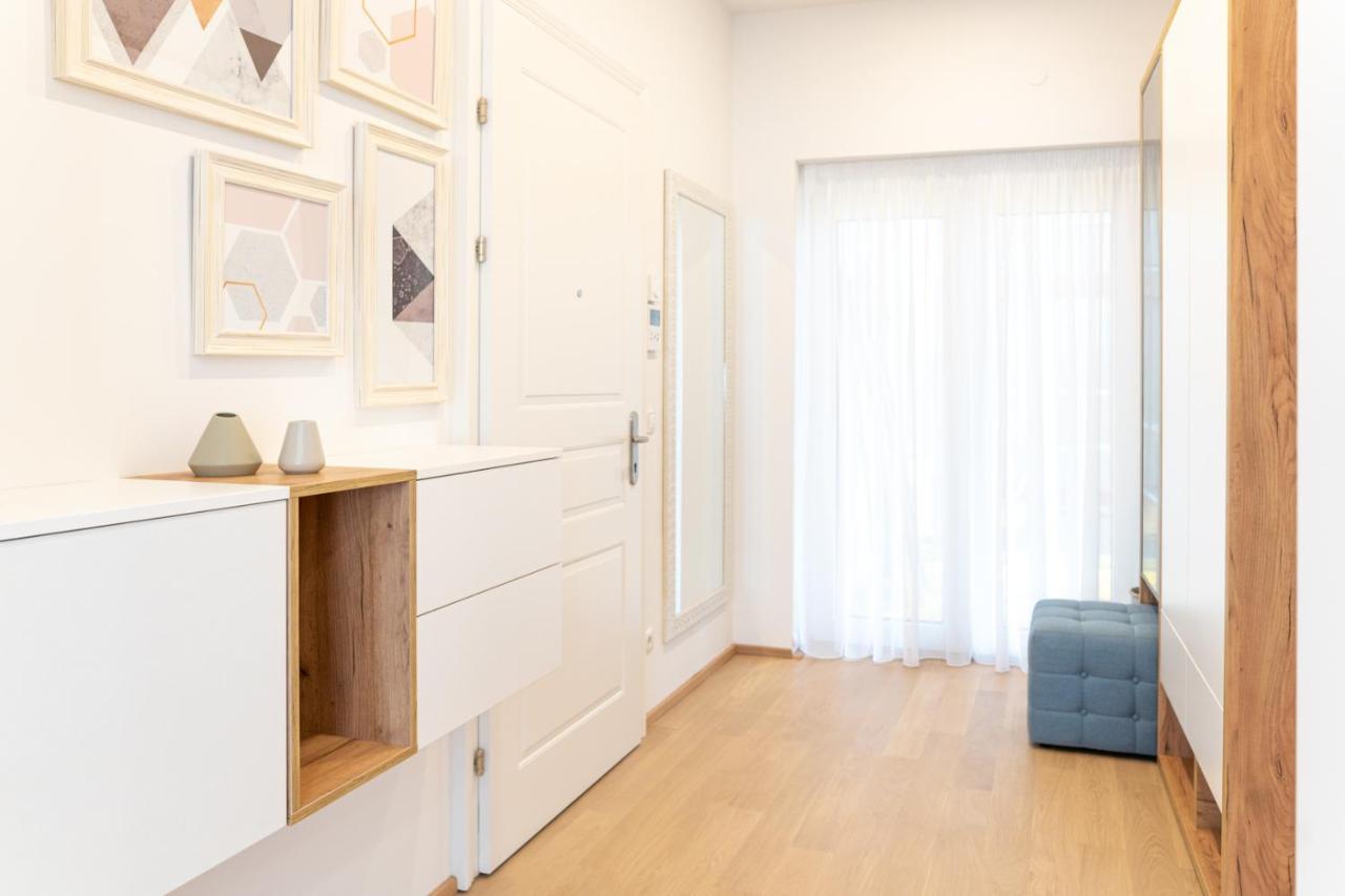 Modern 3 Room Apartment In A Prime Location Wenen Buitenkant foto